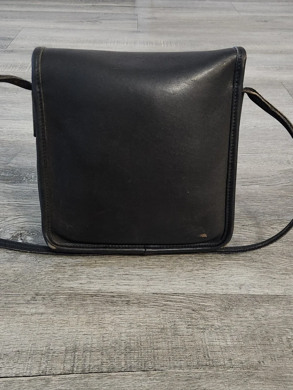 Vintage Coach Black Leather‎ Crossbody Bag